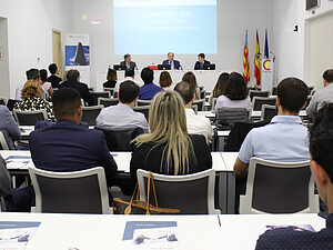 Una jornada celebrada en Cámara Valencia explica los aspectos empresariales y legales de Metaverso y NFT