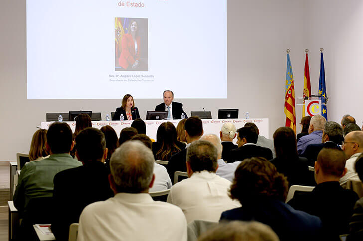 La secretaria de Estado de Comercio participa en una jornada sobre las oportunidades de negocio en Argelia